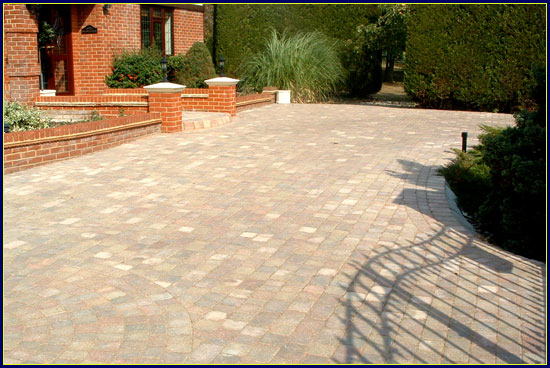 circle feature to paving